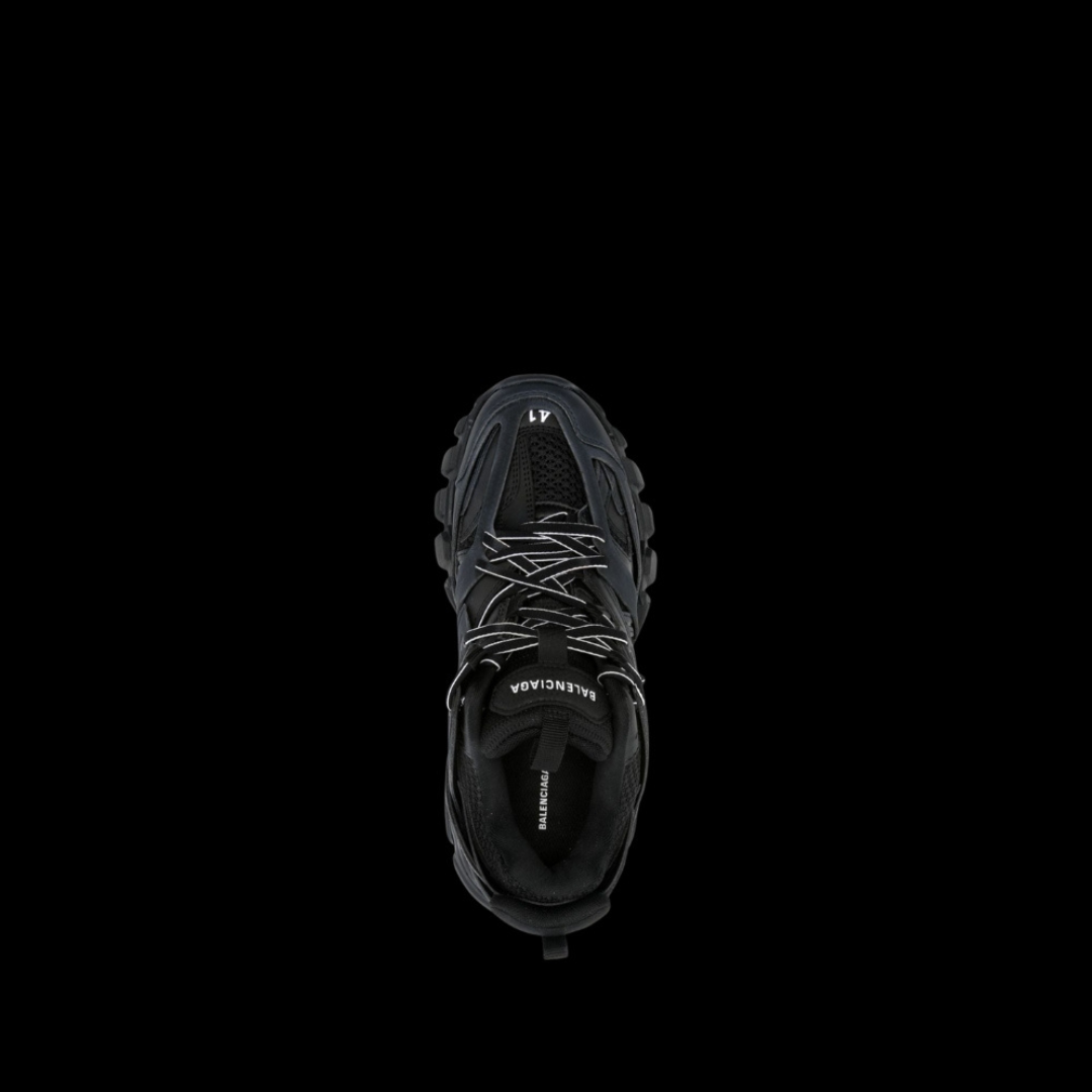 Track Black